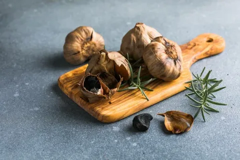 تصویر 2 از سیر سیاه رویال برای استفاده در رژیم های سالم